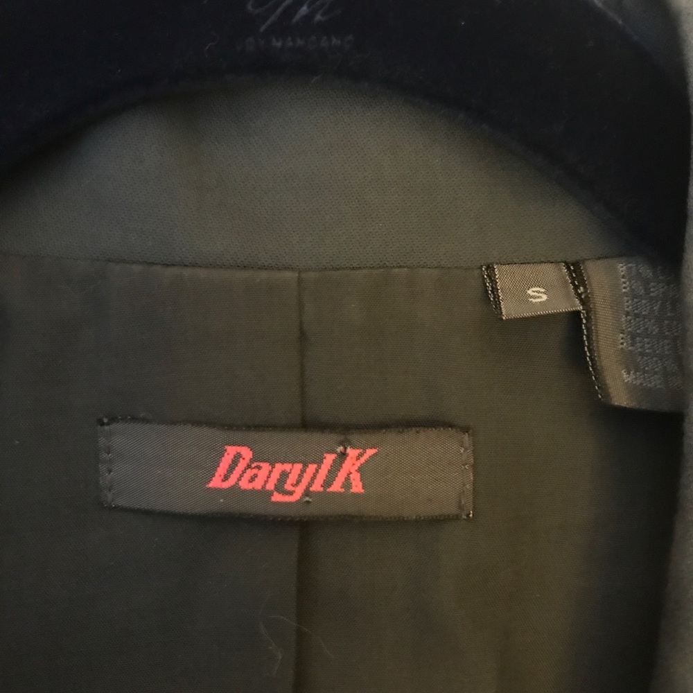DarylK dark gray blazer w/ gorgeous details small